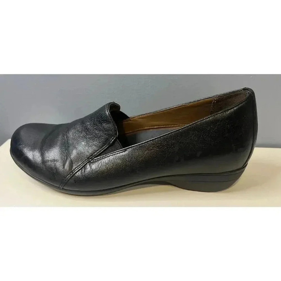 Dansko Clogs - Women's Size 8 - Picture 5 of 7